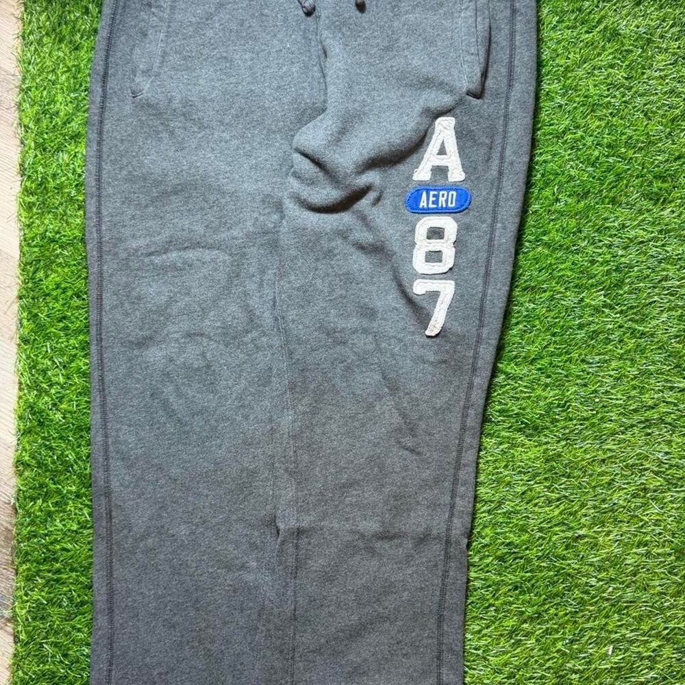 Aeropostale Men's Grey Joggers-tracksuits